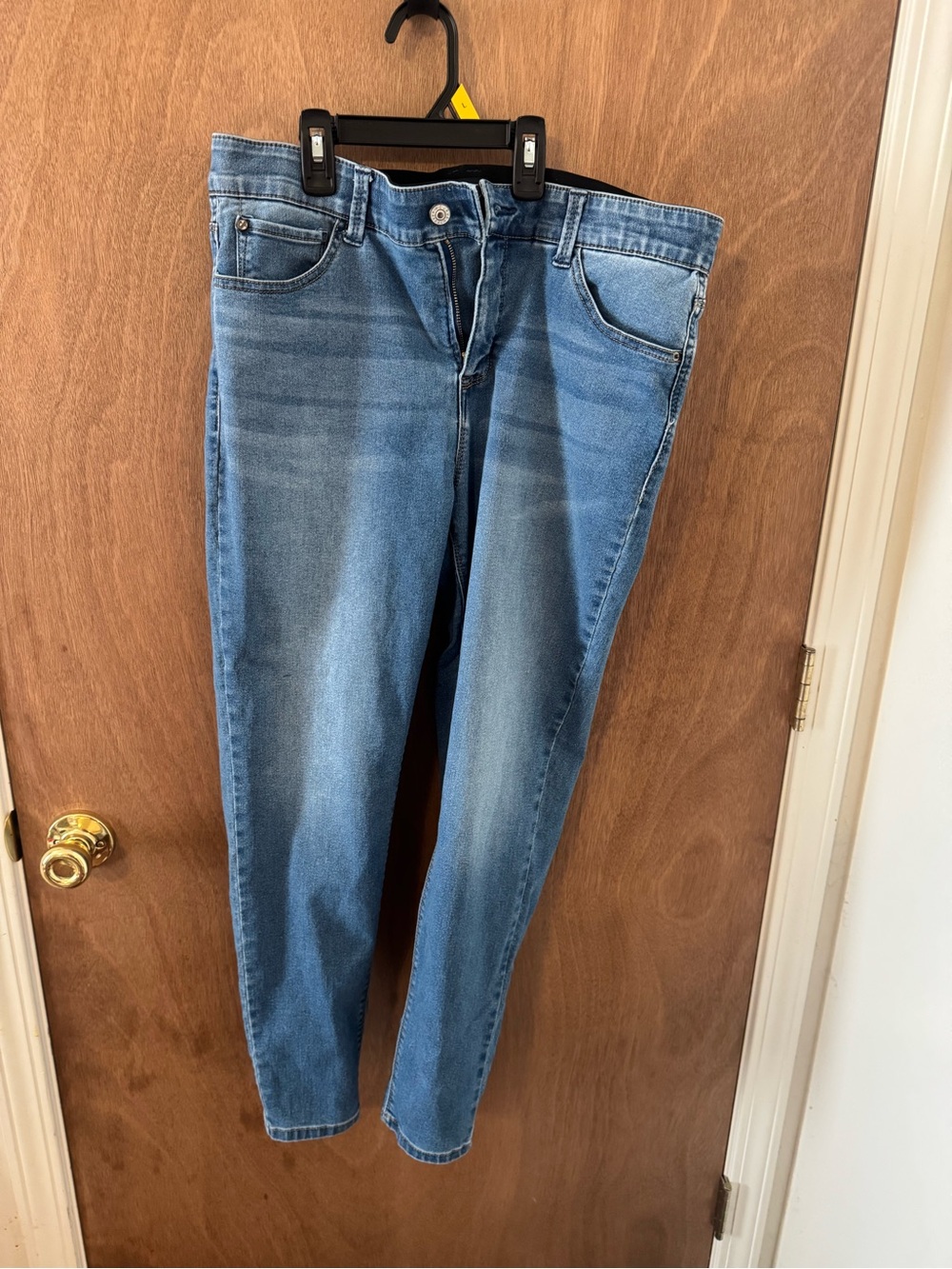 Classic Women’s Blue Denim Jeans